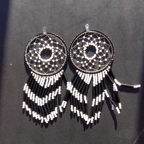 Handmade beaded Dream catcher earrings - Picture 6 of 12